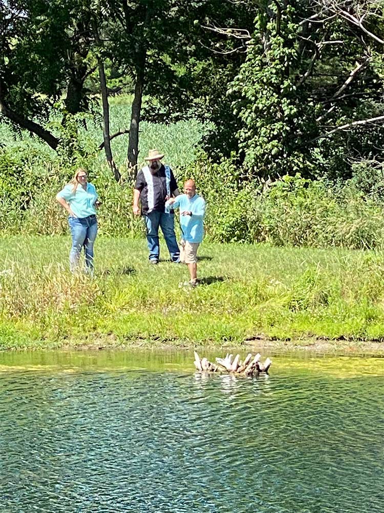 290140585_10220456164903736_341298004849470262_n Weicks team fishing